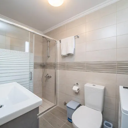 Ilias Apartment *